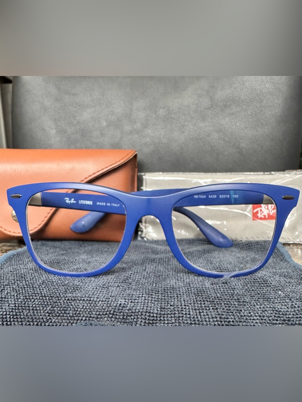 Ray-Ban Matte Blue Wayfarer Eyeglasses with Silver Plaque
